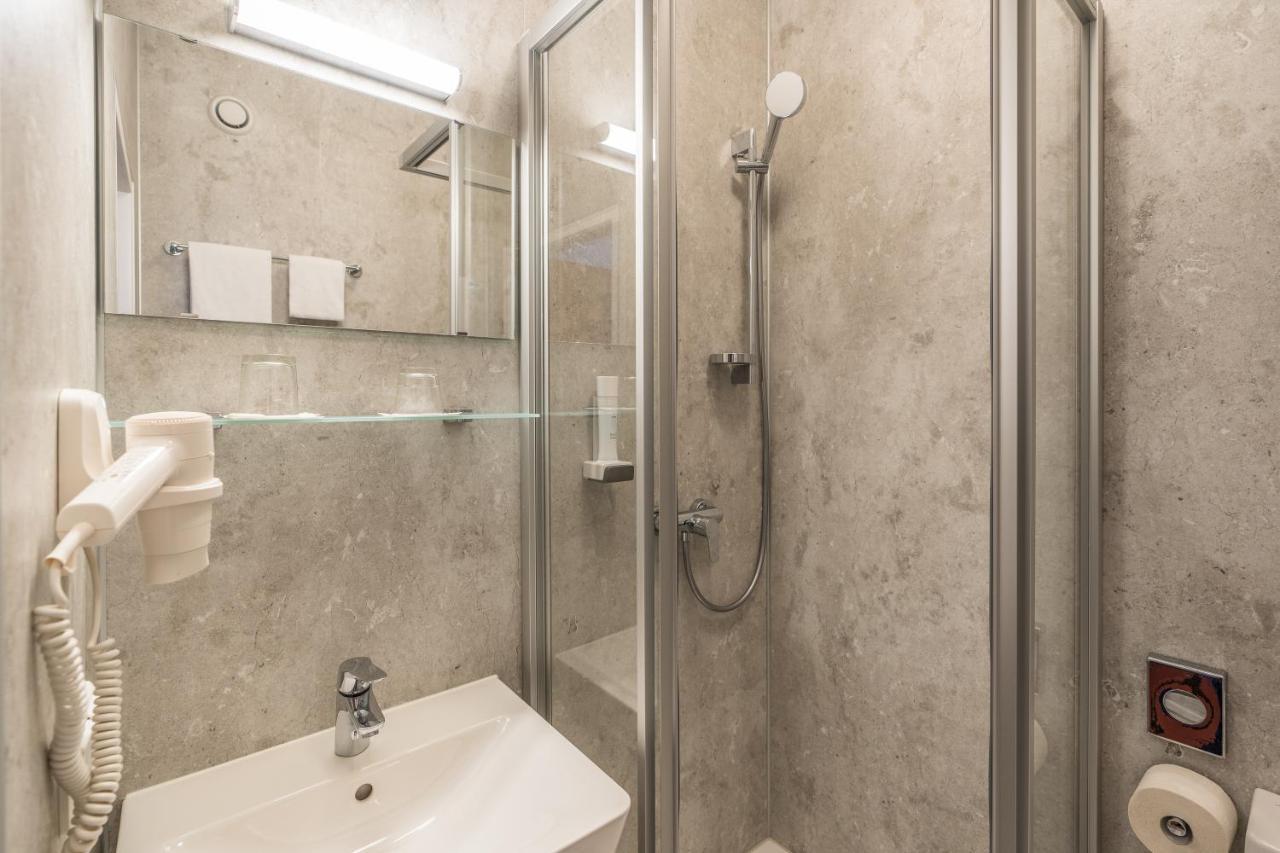 Hotel Kern Buam Γκρατς Εξωτερικό φωτογραφία